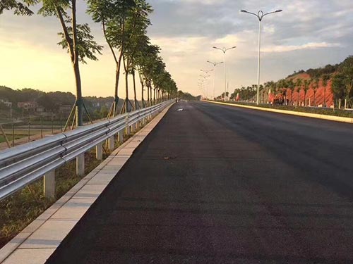 湖南高速防撞護欄廠家2